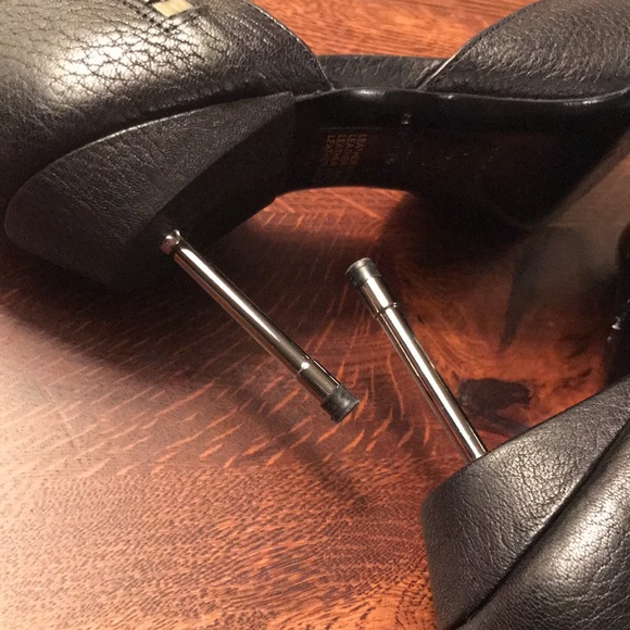 Kurt Geiger London Black Pebbled Leather Cigarette Heels NWT Size 37 - Picture 7 of 17